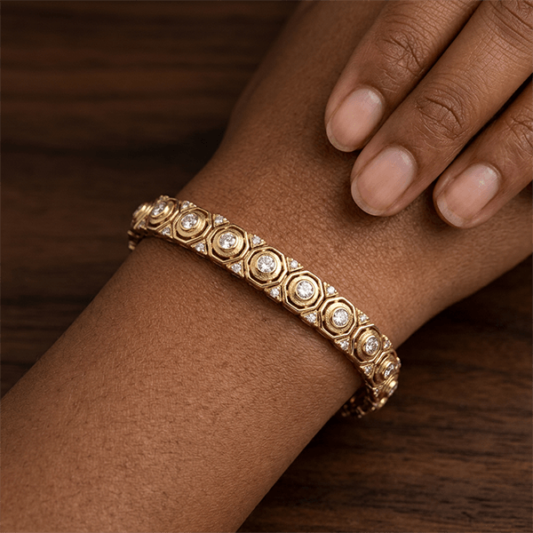 Vintage Honeycomb Design Round Cut White Sapphire Bracelet For Women