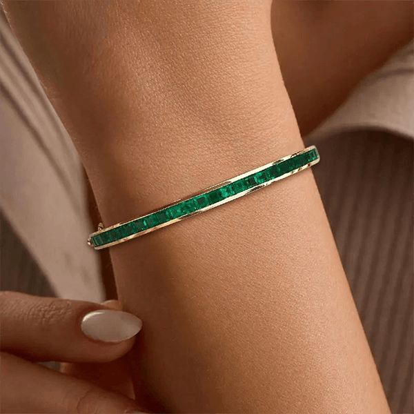 Art Deco Yellow Gold Baguette Cut Green Emerald Bangle Bracelet For Women
