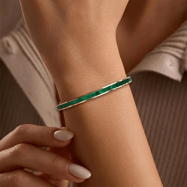 Art Deco Yellow Gold Baguette Cut Green Emerald Bangle Bracelet For Women