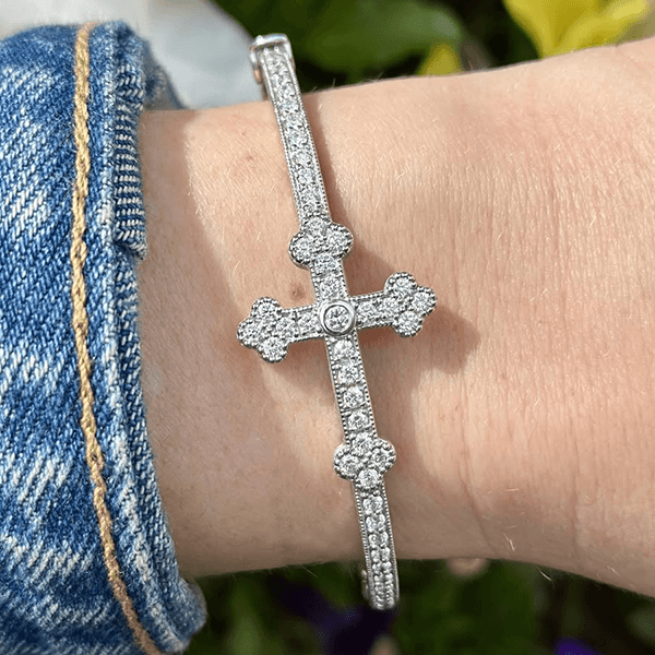 Luxury Jewelry Cross Design Round Cut White Sapphire Bangle Bracelet For Women