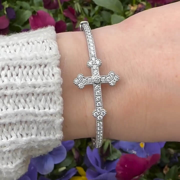 Luxury Jewelry Cross Design Round Cut White Sapphire Bangle Bracelet For Women