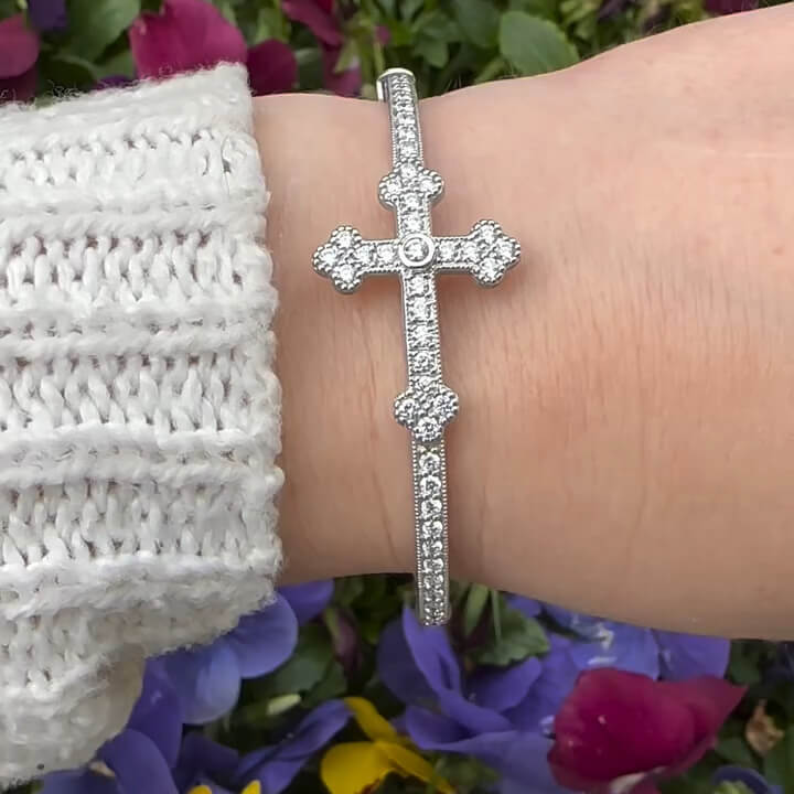 Luxury Jewelry Cross Design Round Cut White Sapphire Bangle Bracelet For Women