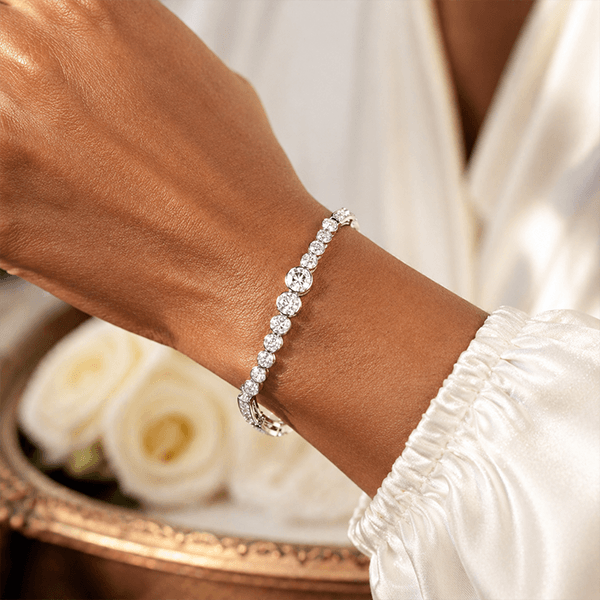 Luxury Jewelry Vintage Design Round Cut White Sapphire Tennis Bracelet For Women