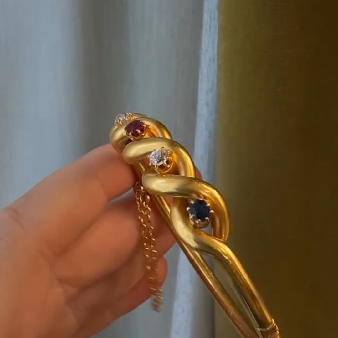 Luxury Jewelry Vintage Golden Twist Design Round Cut Ruby & Blue & White Sapphire Bangle Bracelet For Women