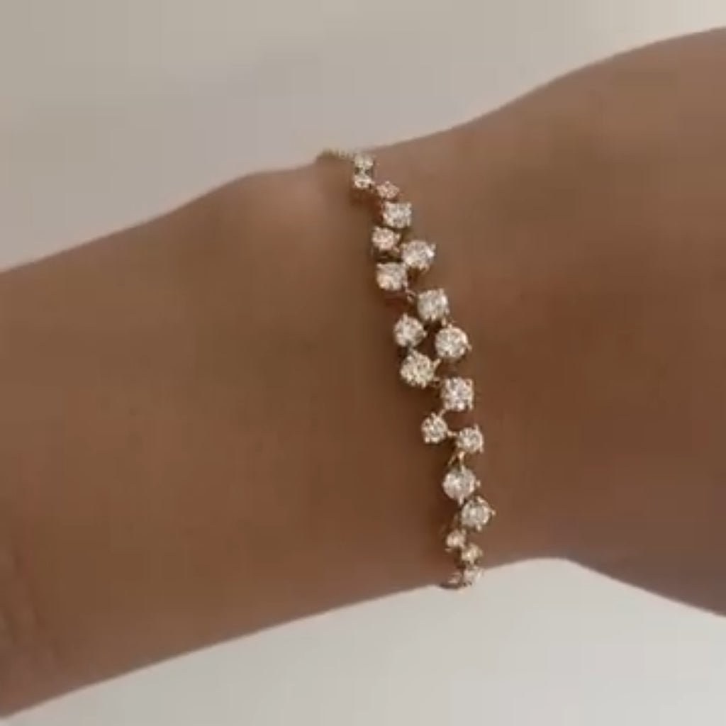 Luxury Jewelry Unique Golden Round Cut White Sapphire Bracelet For Women
