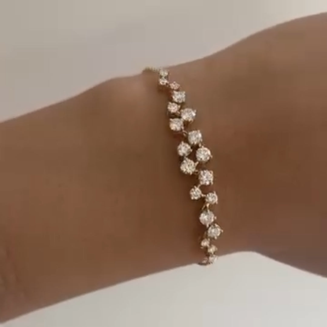 Luxury Jewelry Unique Golden Round Cut White Sapphire Bracelet For Women