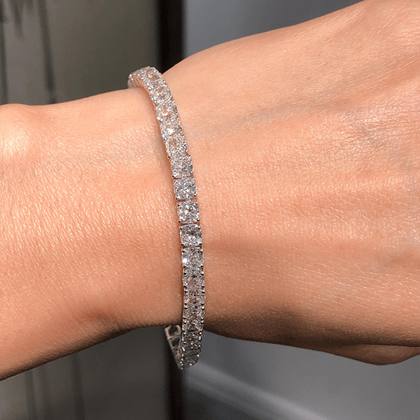 Luxury Jewelry Classic Cushion Cut White Sapphire Tennis Bracelet For Women