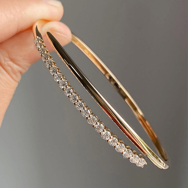 Fashion Open Design Golden Round Cut White Sapphire Bangle Bracelet For Women