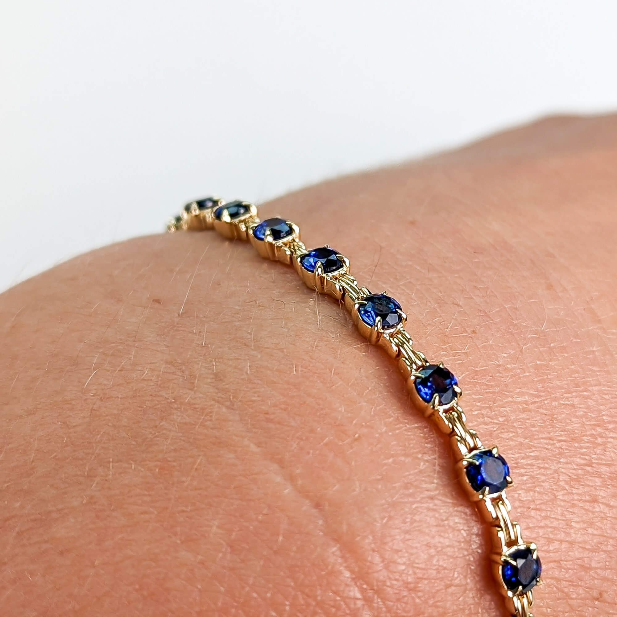 Luxury Jewelry Yellow Gold Round Cut Blue Sapphire Tennis Bracelet For Women
