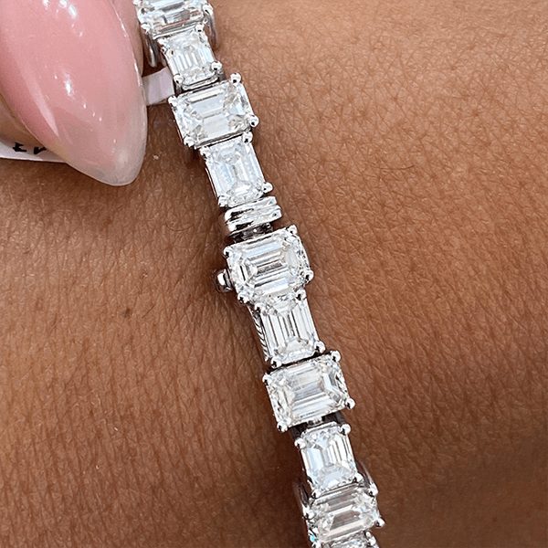 Luxury Jewelry Classic Emerald Cut White Sapphire Tennis Bracelet For Women