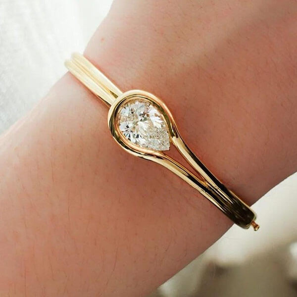 Unique Design Yellow Gold Solitaire Split Shank Pear Cut White Sapphire Bangle Bracelet For Women