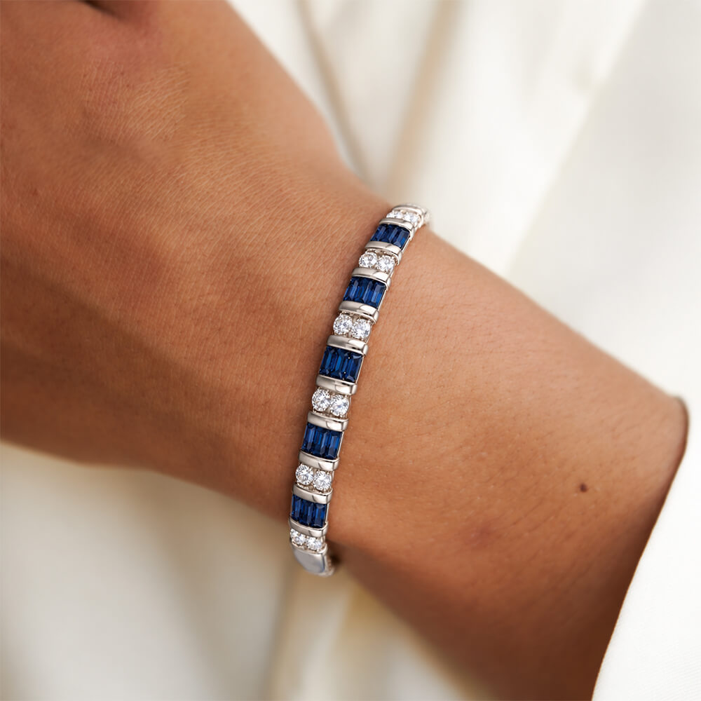 Luxury Jewelry Vintage Vertical Channel Baguette & Round Cut Blue & White Sapphire Bangle Bracelet For Women