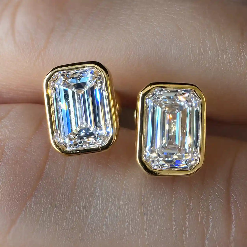 Luxury Jewelry Classic Solitaire Golden Bezel Emerald Cut White Sapphire Stud Earrings For Women