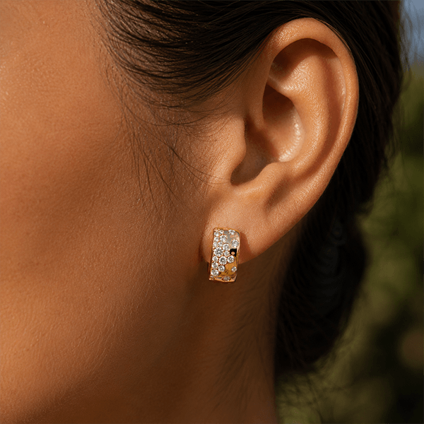 Luxury Jewelry Golden Round Cut White Sapphire Hoop Earrings For Women