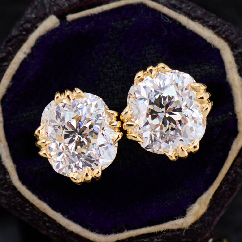 Luxury Jewelry Golden Solitaire Three Prong Cushion Cut White Sapphire Stud Earrings For Women