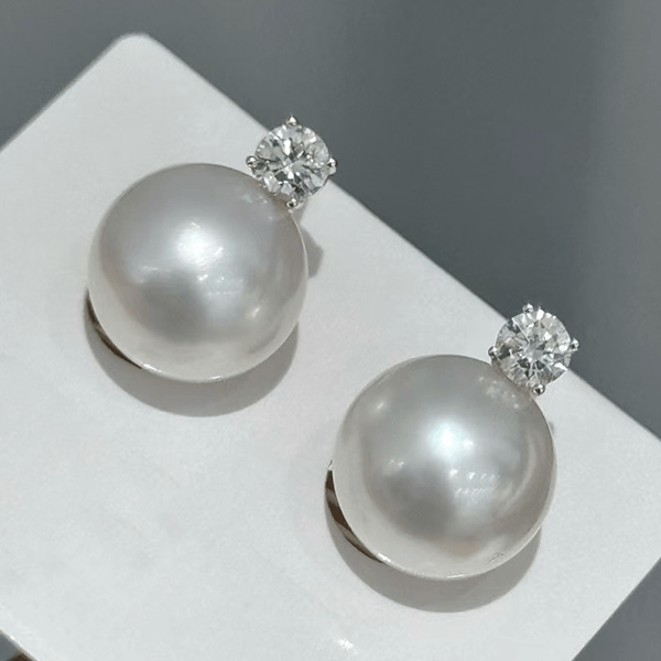 Luxury Jewelry Elegant Round Cut Pearl & White Sapphire Stud Earrings For Women