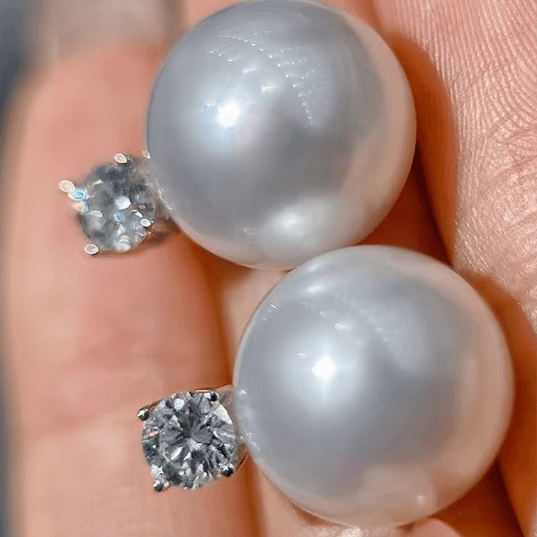 Luxury Jewelry Elegant Round Cut Pearl & White Sapphire Stud Earrings For Women