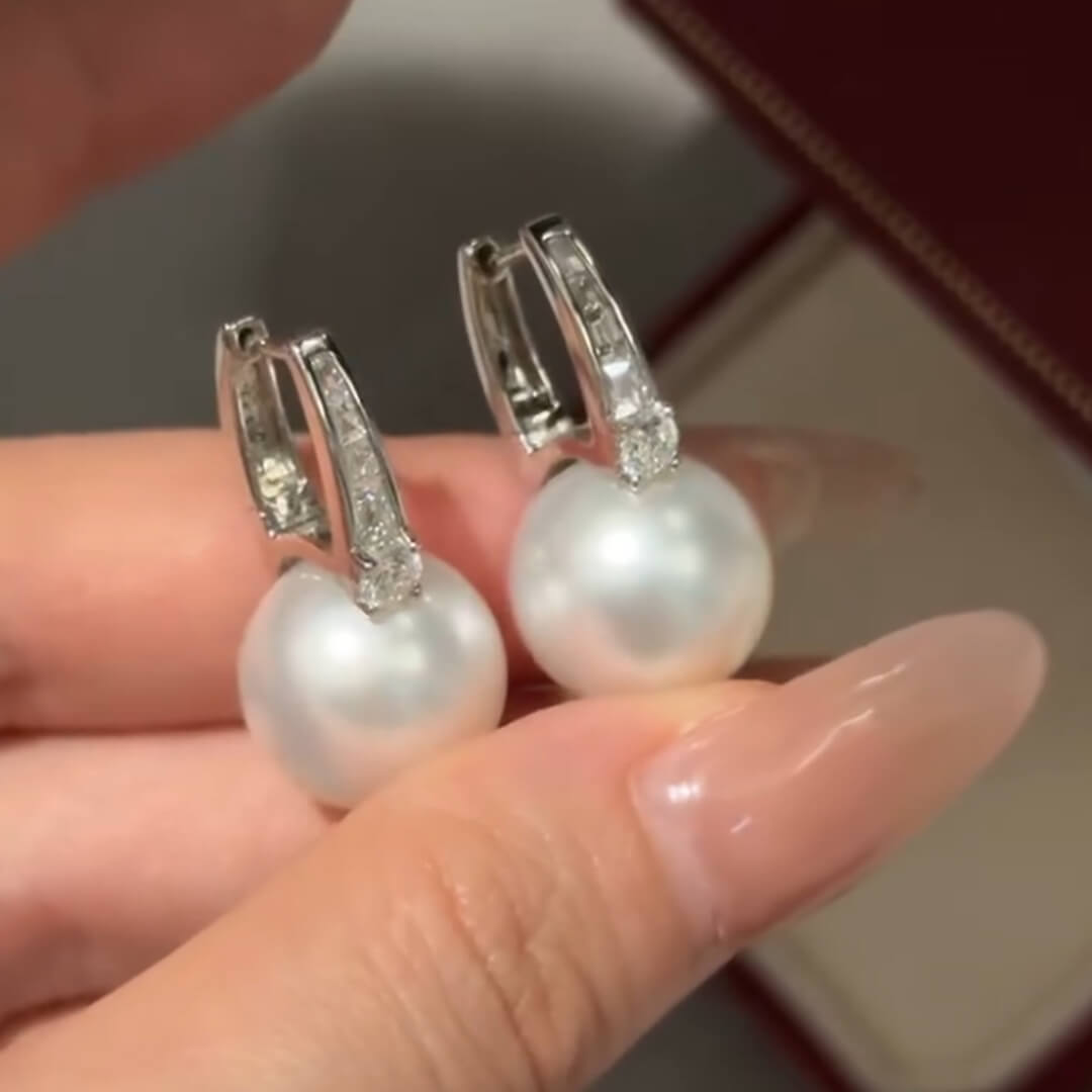 Luxury Jewelry Elegant Round Cut Pearl & White Sapphire Drop Earrings For Women