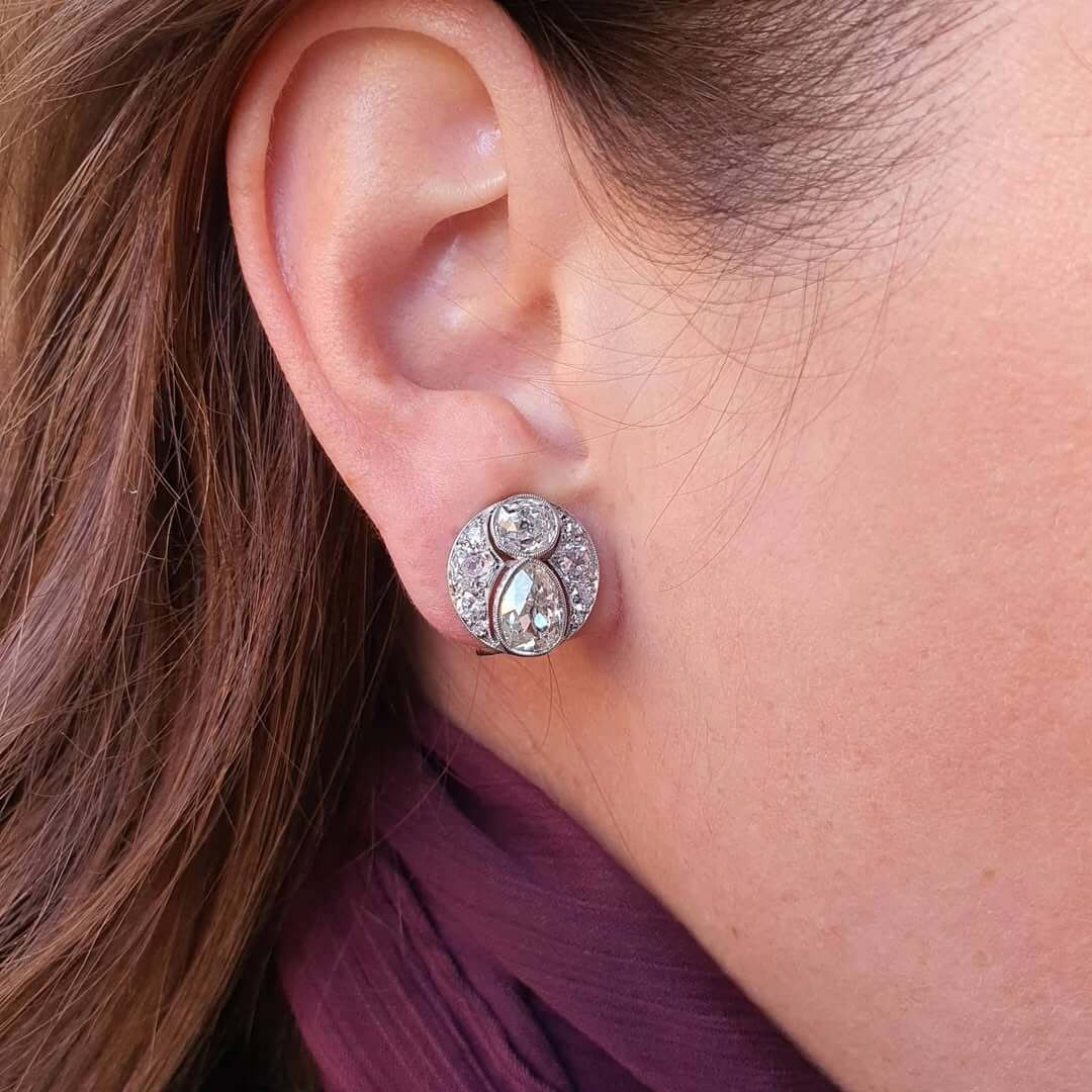 Luxury Jewelry Vintage Bezel Pear Cut White Sapphire Stud Earrings For Women