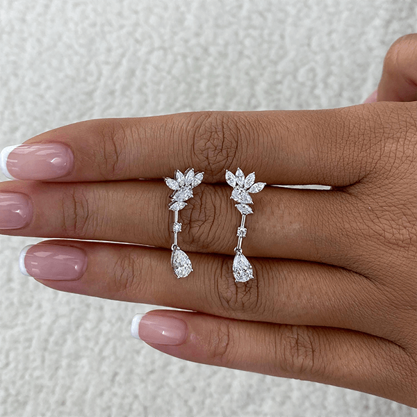 Luxury Jewelry Elegant Pear Cut White Drop Earrings For Women
