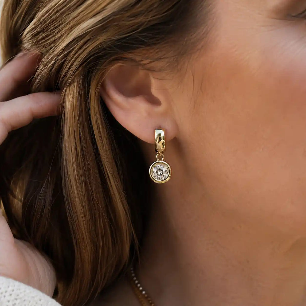 Luxury Jewelry Golden Bezel Round Cut White Sapphire Drop Earrings For Women