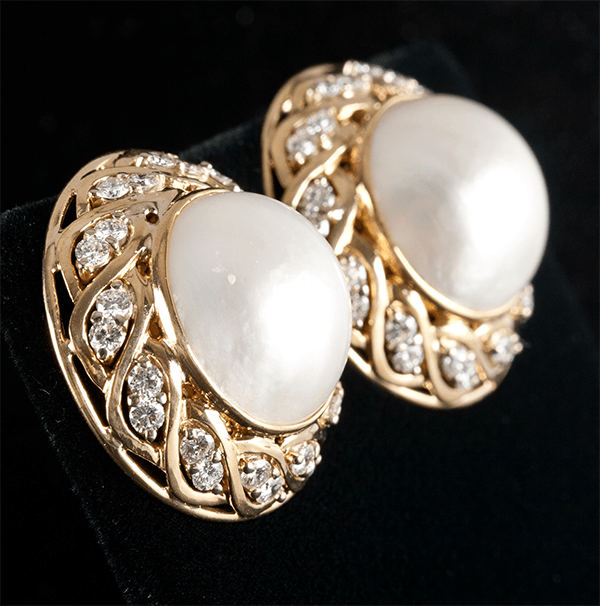 Luxury Halo Yellow Gold Round Cut Preal & White Sapphire Stud Earrings For Women