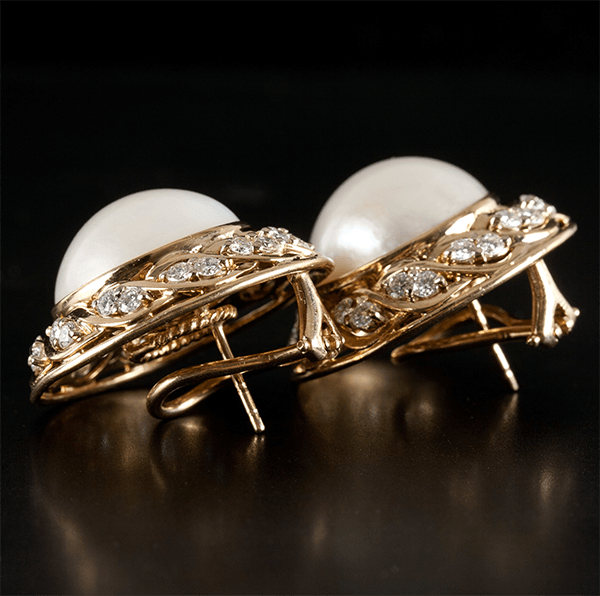 Luxury Halo Yellow Gold Round Cut Preal & White Sapphire Stud Earrings For Women