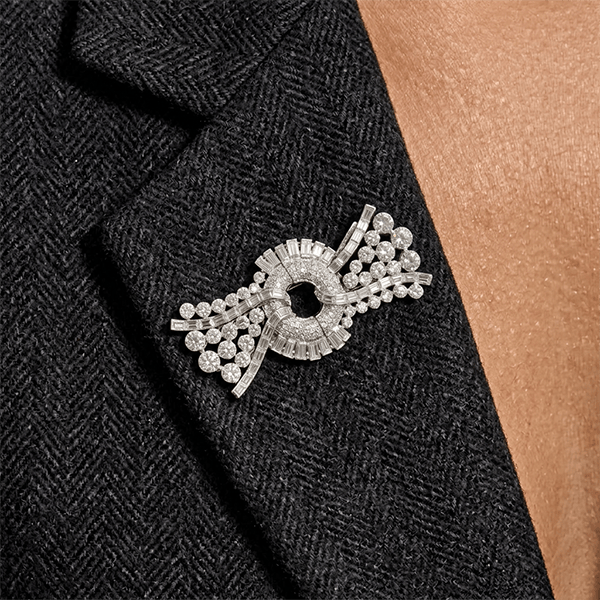 Luxury Jewelry Knot Design Round & Baguette Cut White Sapphire Pin Brooch