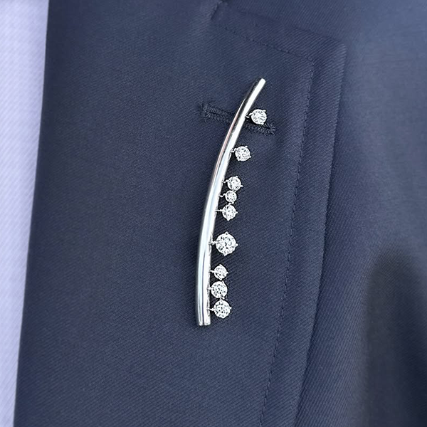 Luxury Jewelry Unique Design Round Cut White Sapphire Brooch For Women