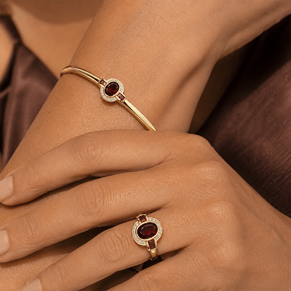 Luxury Jewelry Golden Bezel Oval Cut Garnet Sapphire Engagement Ring & Bangle Bracelet Jewelry Sets