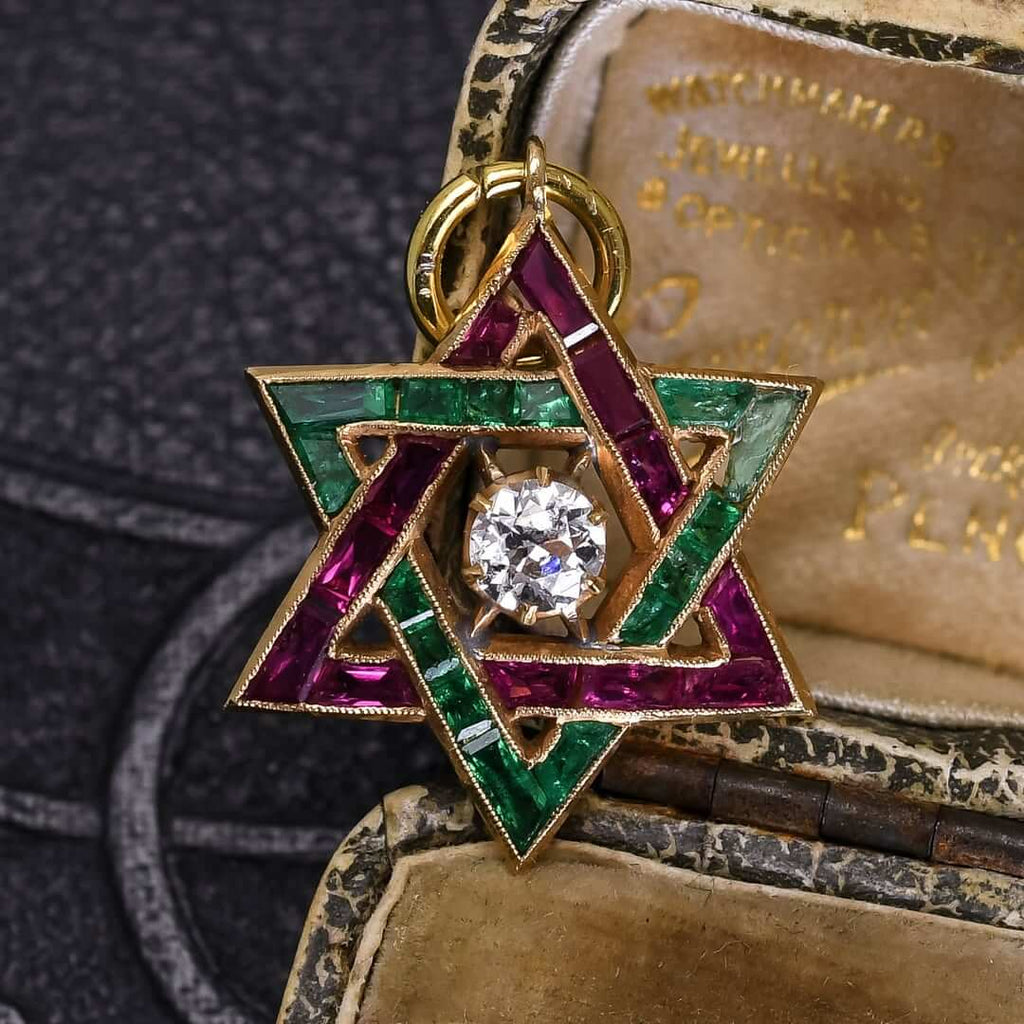 Luxury Jewelry Golden Star Design Round & Baguette Cut White & Emerald & Ruby Sapphire Pendant Necklace For Women