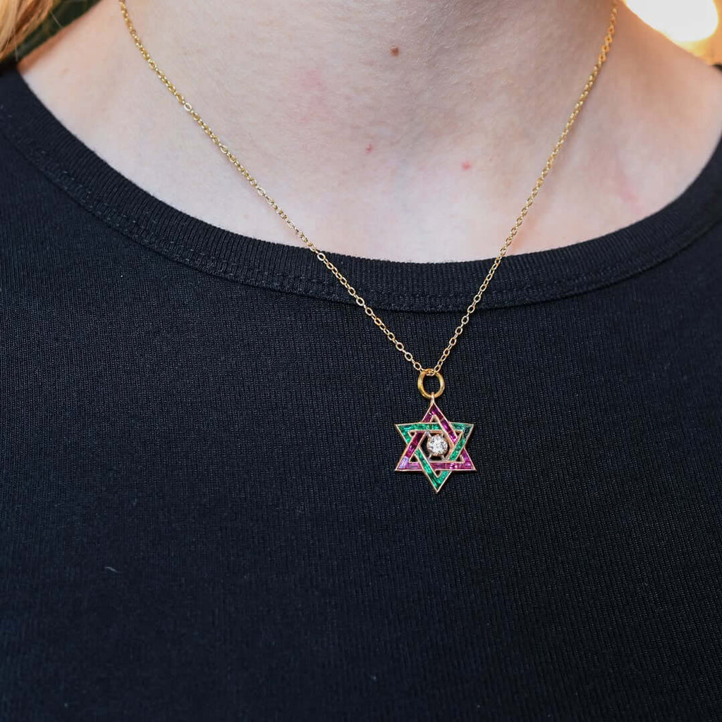 Luxury Jewelry Golden Star Design Round & Baguette Cut White & Emerald & Ruby Sapphire Pendant Necklace For Women