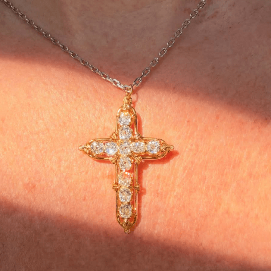 Luxury Jewelry Vintage Golden Cushion Cut White Sapphire Cross Pendant Necklace For Women