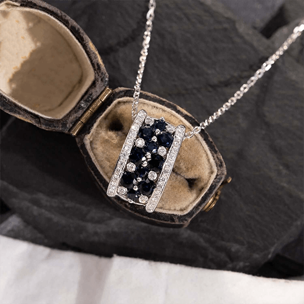 Luxury Jewelry Round Cut Blue & White Sapphire Pendant Necklace For Women