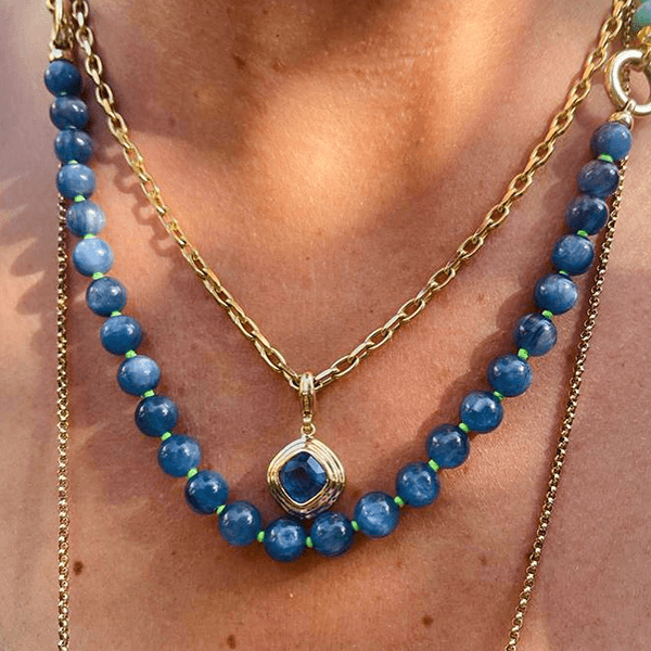 Fashion Solitaire Yellow Gold Bezel Cushion Cut Blue Sapphire Pendant Necklace For Women