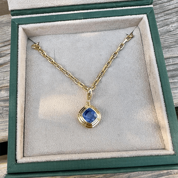Fashion Solitaire Yellow Gold Bezel Cushion Cut Blue Sapphire Pendant Necklace For Women