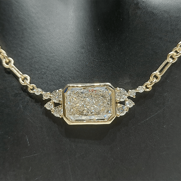 Unique Design Yellow Gold Bezel Radiant Cut White Sapphire Pendant Necklace For Women