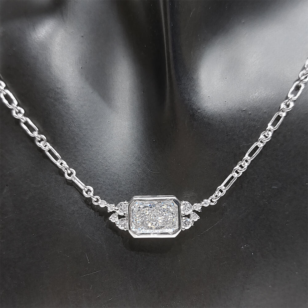 Luxury Jewelry Unique Design Bezel Radiant Cut White Sapphire Pendant Necklace For Women