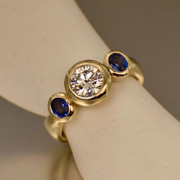 Bezel Round & Oval Cut White & Blue Sapphire Three Stone Engagement Ring For Women Belovegrace