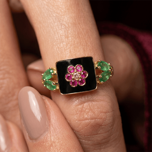 Vintage Floral Motif Round Cut Ruby & Emerald & Black Sapphire Engagement Ring