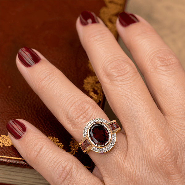 Art Deco Two Tone Bezel Setting Oval Cut Garnet Sapphire Engagement Ring