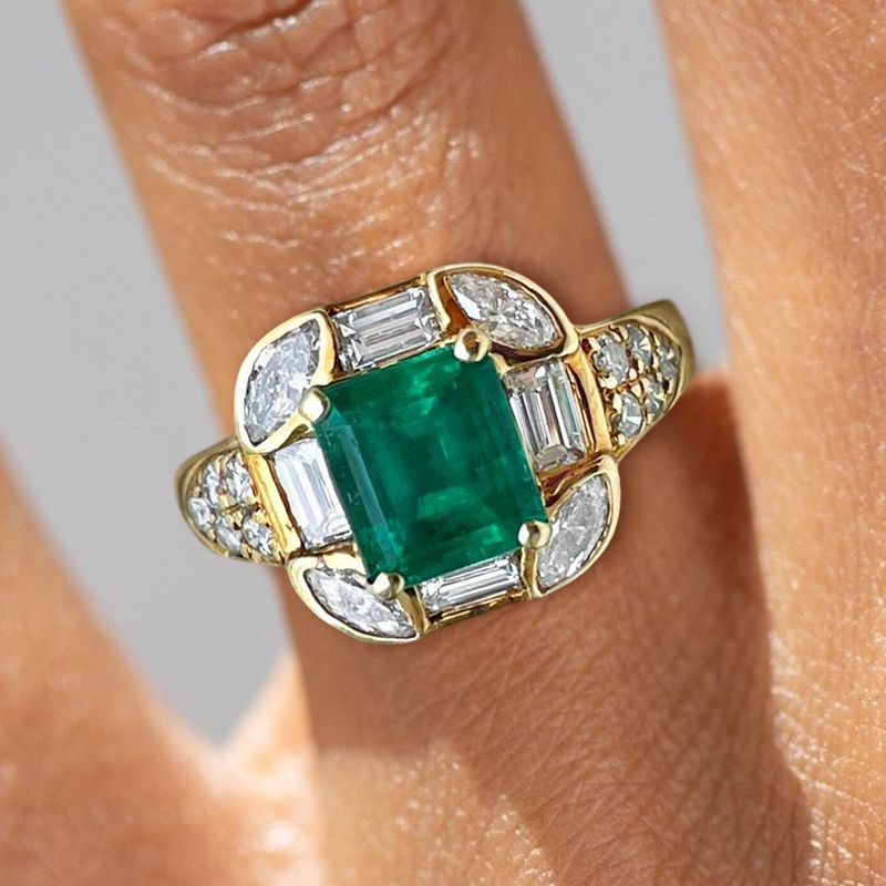 Vintage Golden Halo Asscher Cut Emerald Engagement Ring For Women Belovegrace
