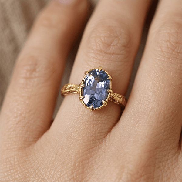 Vintage Claw Prong Design Golden Oval Cut Blue Sapphire Solitaire Engagement Ring