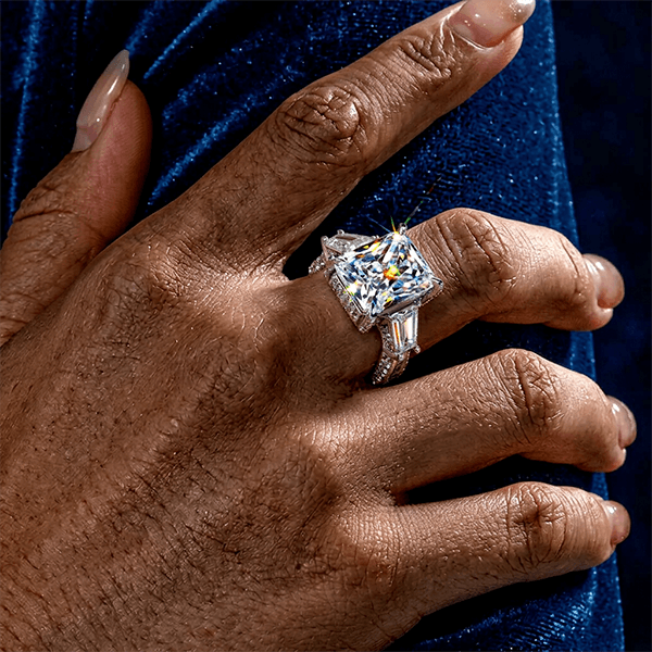 High-End Radiant Cut Blue Sapphire Halo Pavé Engagement Ring