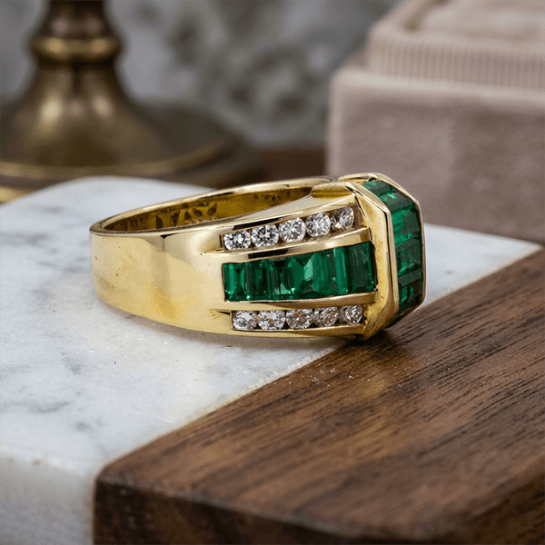 Vintage Multi-Row Emerald Cut Emerald Green Sapphire Band Ring For Women