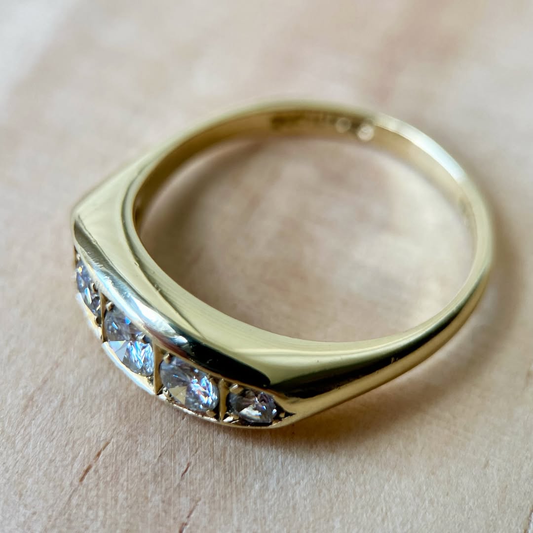Luxury Jewelry Golden Round Cut White Sapphire Half Eternity Wedding Band For Women