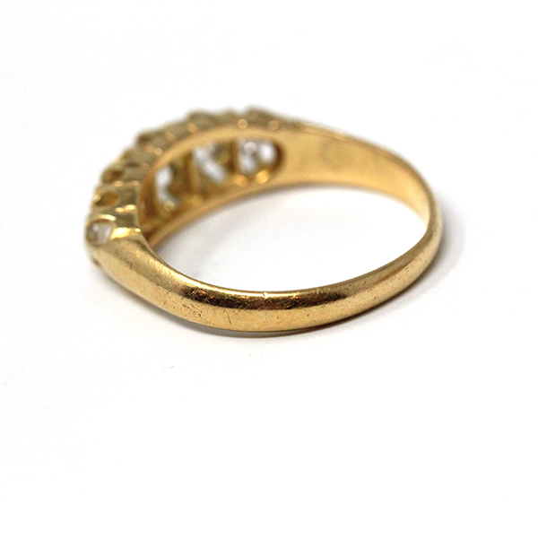 Luxury Jewelry Classic Golden Five Stone Cushion Cut White Sapphire Wedding Band