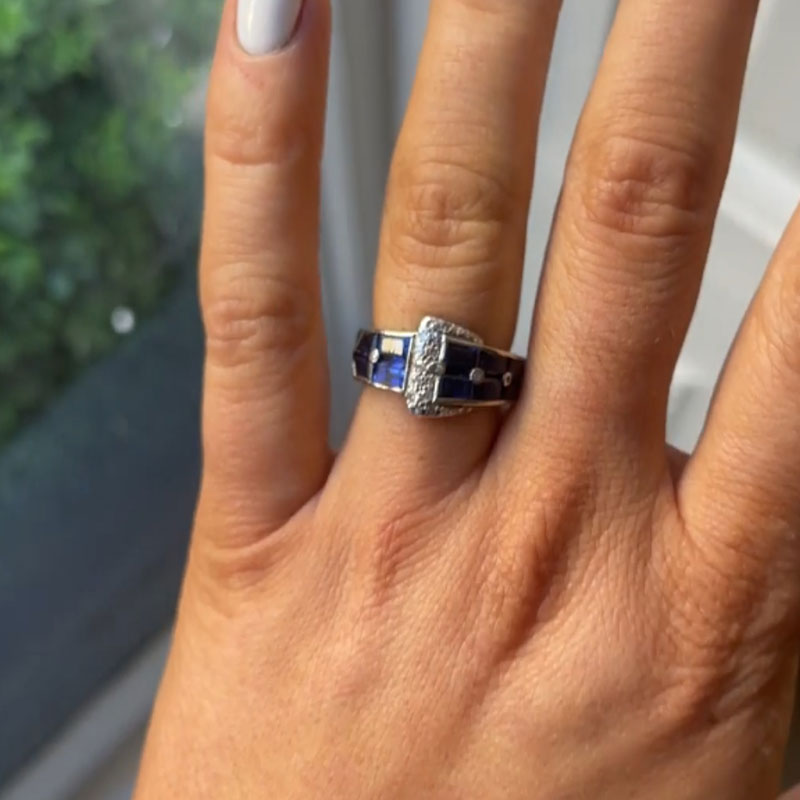 Luxury Jewelry Art Deco Iridium Buckle Design Emerald Cut Blue & White Sapphire Half Eternity Wedding Band For Women