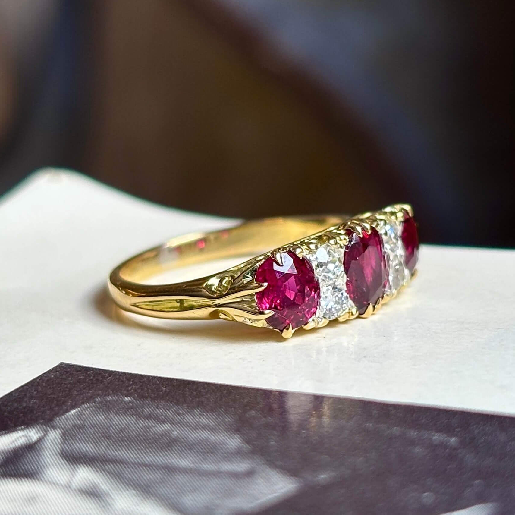 Luxury Jewelry Vintage Design Golden Oval Cut Ruby & White Sapphire Half Eternity Wedding Band For Women