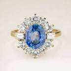 Luxury Jewelry Golden Vintage Design Halo Oval Cut Blue Sapphire Engagement Rings